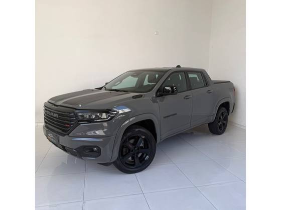 RAM RAMPAGE 2.0 HURRICANE 4 TURBO GASOLINA R/T 4X4 AUTOMÁTICO